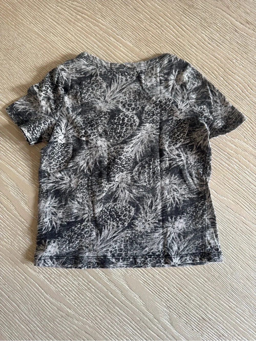 Old Navy Pineapple Super Fresh Toddler tee, 3T